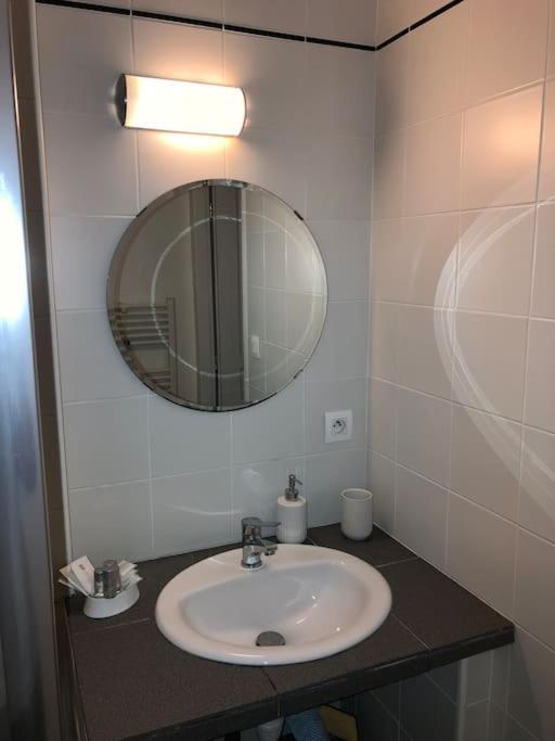 T2 La Ciotat 60M2 Avec Terrasse Equipee Apartment ภายนอก รูปภาพ